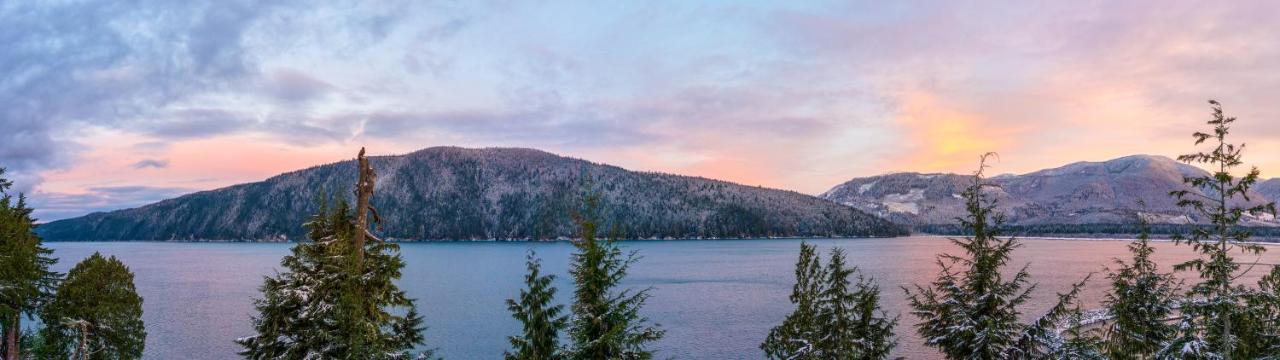 Vila Bjorn Holm Port Renfrew Exteriér fotografie