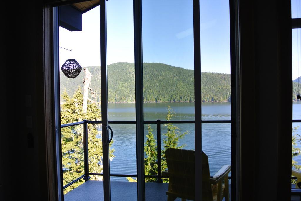 Vila Bjorn Holm Port Renfrew Exteriér fotografie