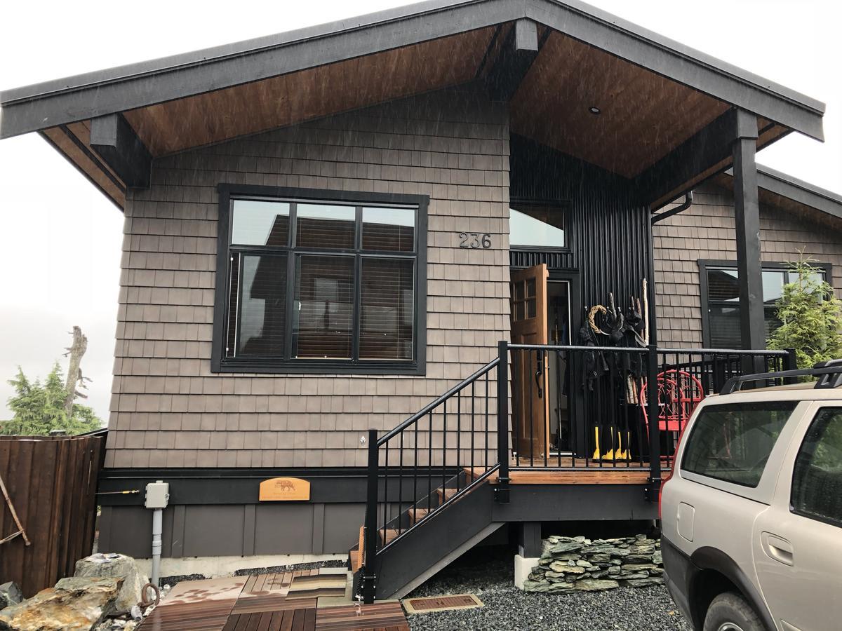 Vila Bjorn Holm Port Renfrew Exteriér fotografie